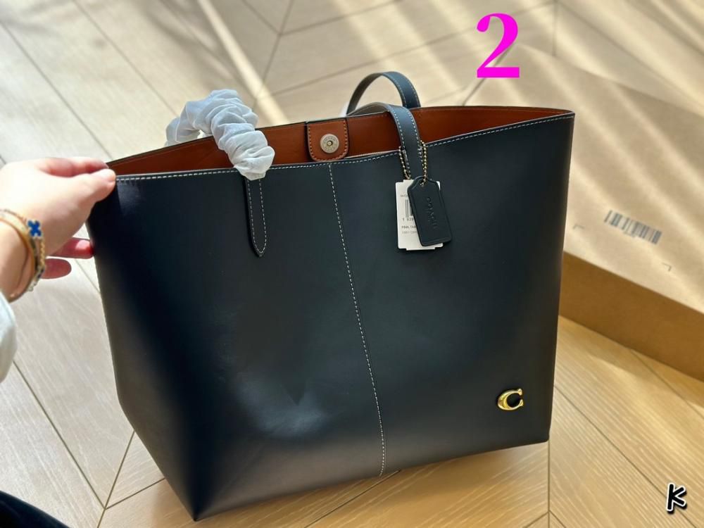 COACH North Tote Bag 32 in Signature Canvas and Smooth Leather